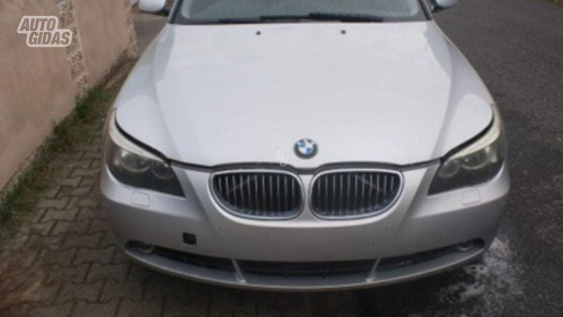 Bmw Serija 5 2004 m dalys