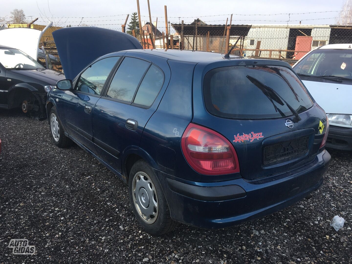 Nissan Almera N16 2002 m dalys