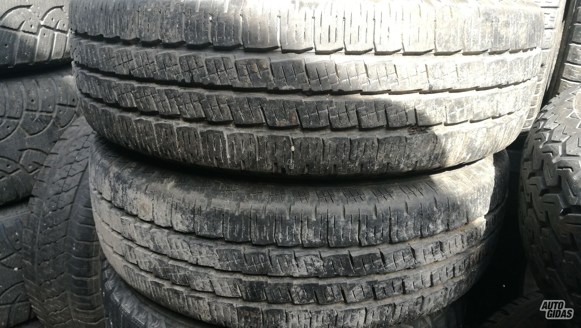 Pirelli R15C summer tyres minivans