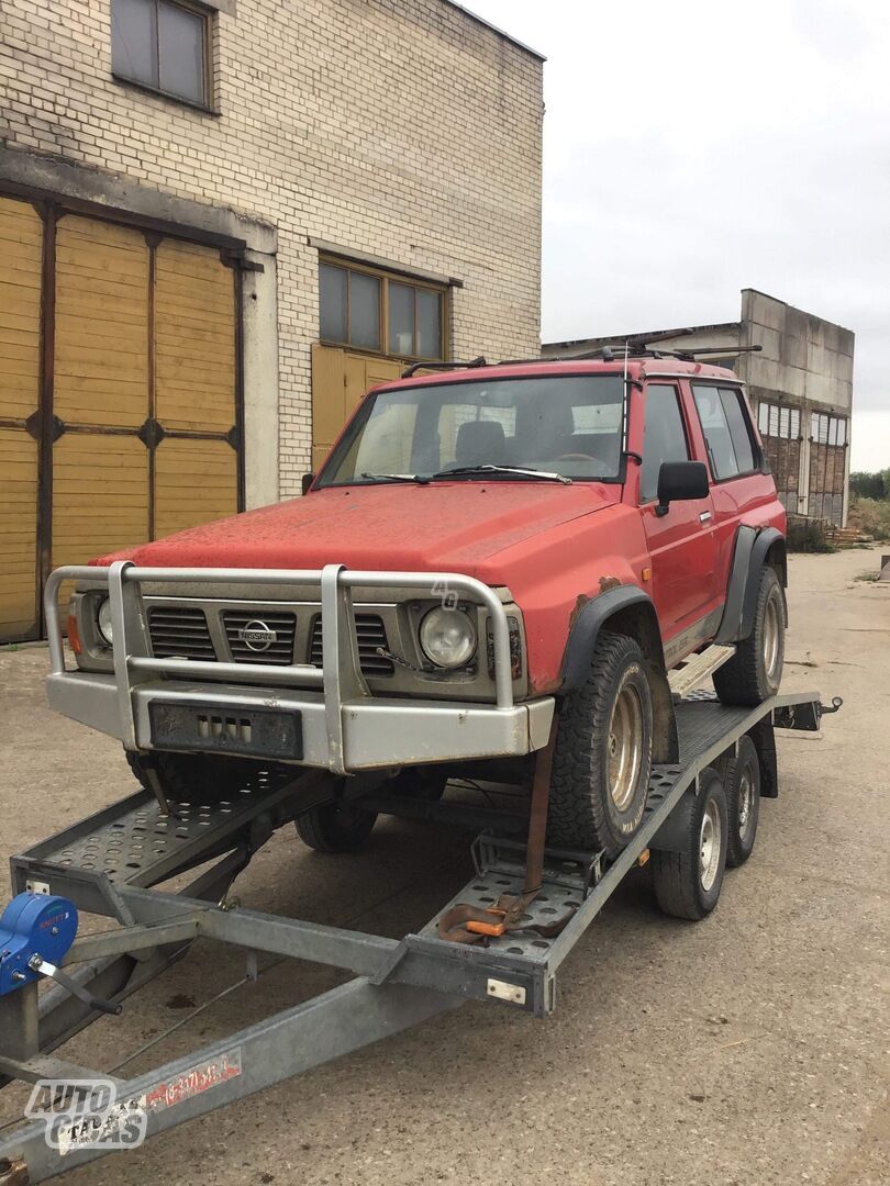 Nissan Patrol 1996 y parts