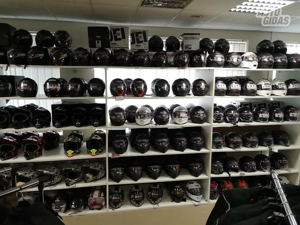 Helmets SHOEI, CABERG, SHIRO, AGV