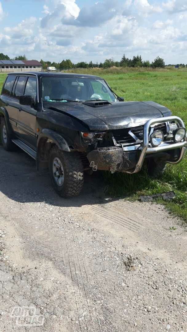 Nissan Patrol 2002 y parts