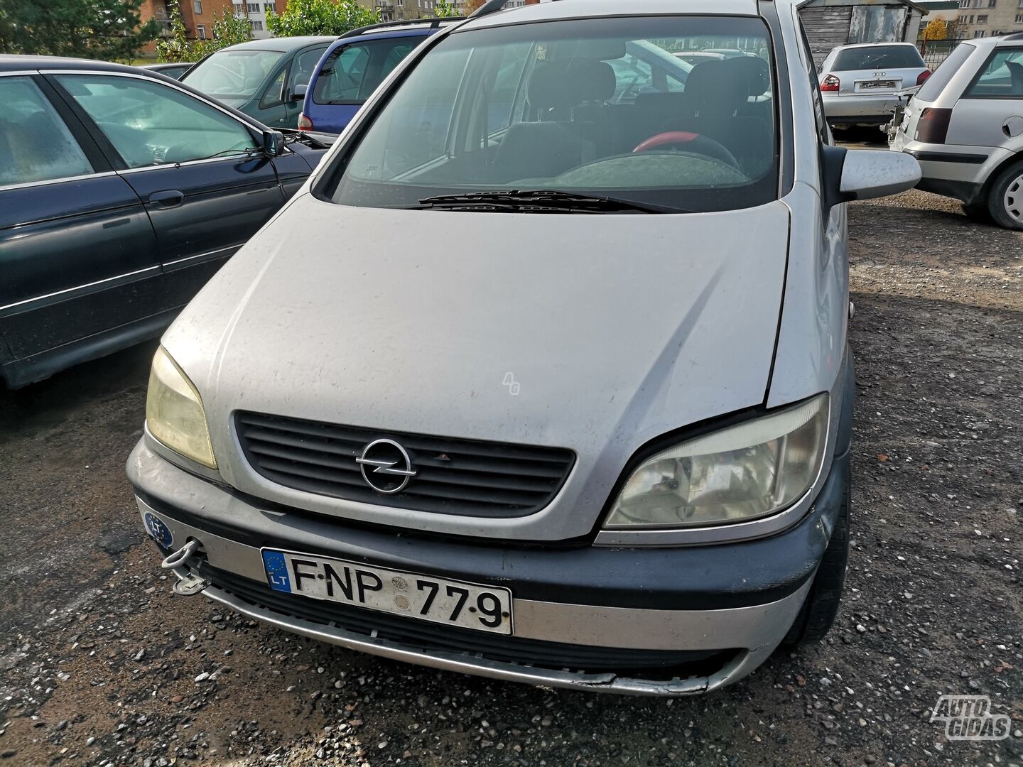 Opel Zafira 1999 m dalys