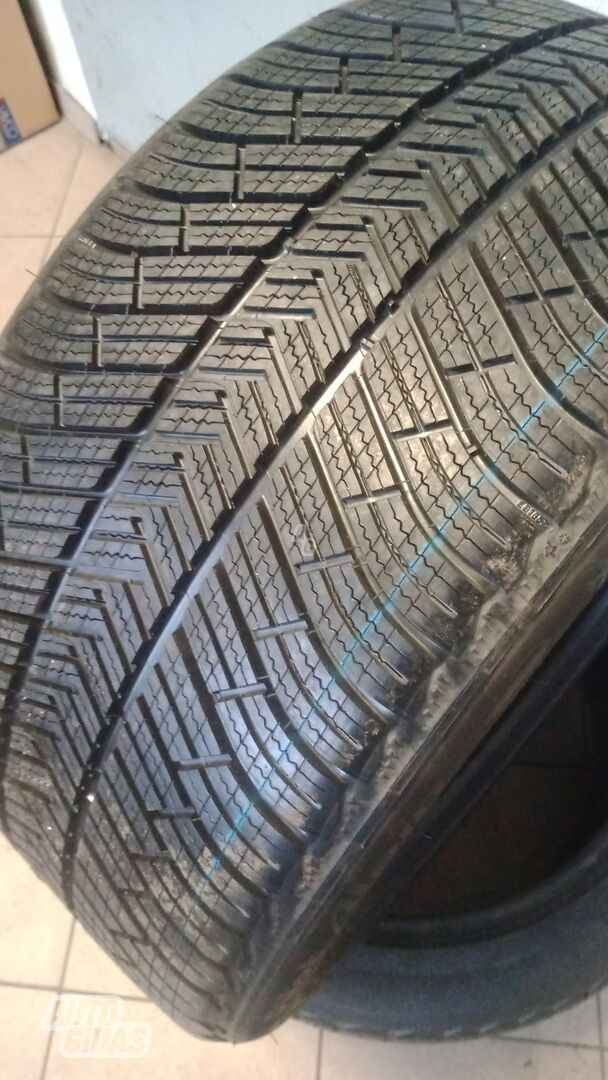 Michelin Pilot Alpin 4  R19 winter tyres passanger car