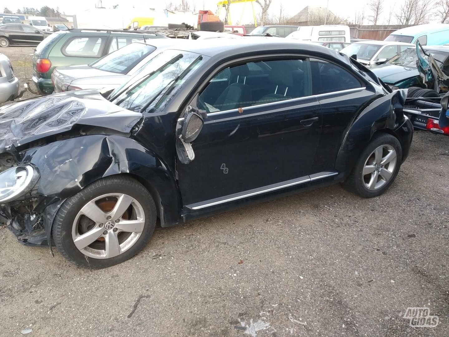 Volkswagen Beetle CAY 2012 y parts