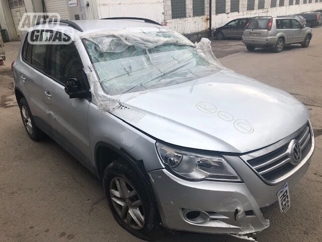 Volkswagen Tiguan 2010 г запчясти