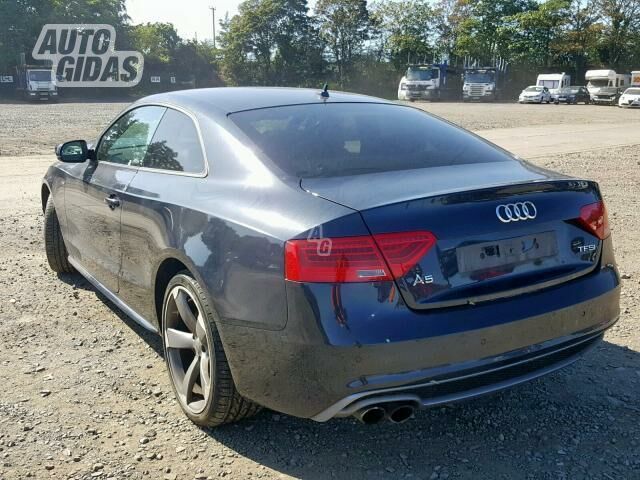 Audi A5 2013 m dalys