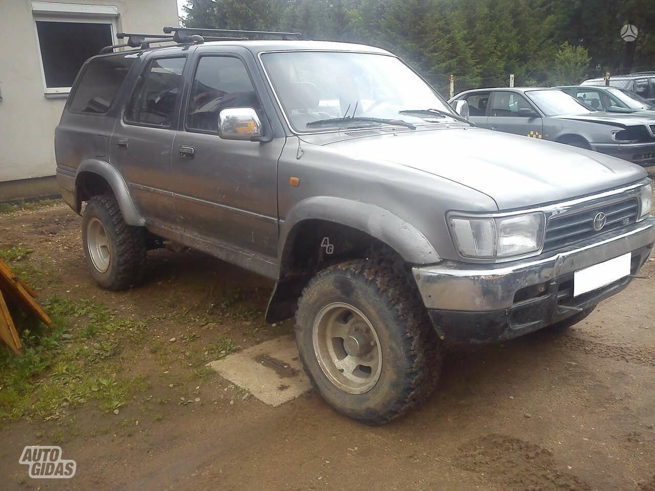 Toyota 4-Runner 1992 m dalys