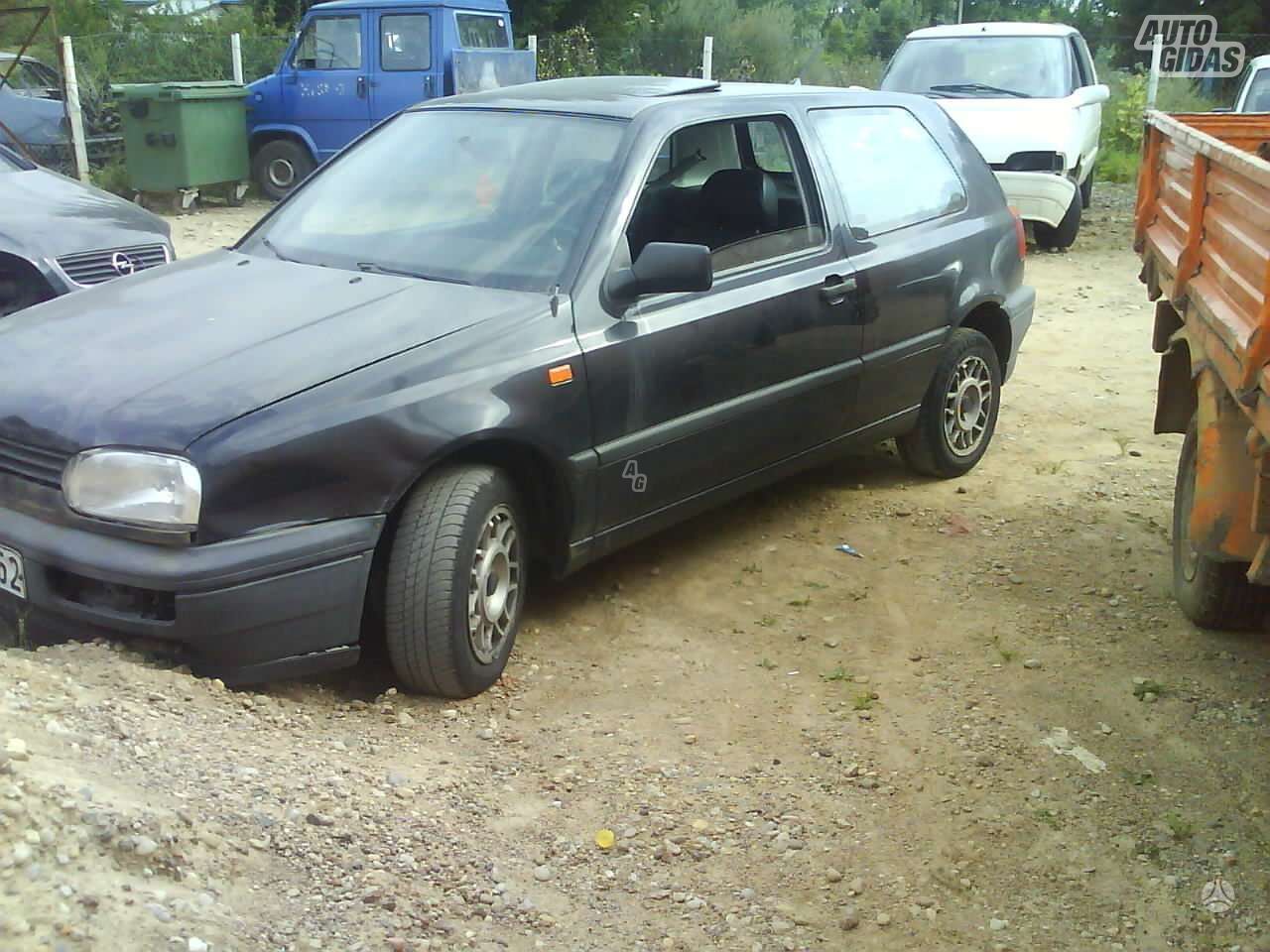 Volkswagen Golf 1995 m dalys