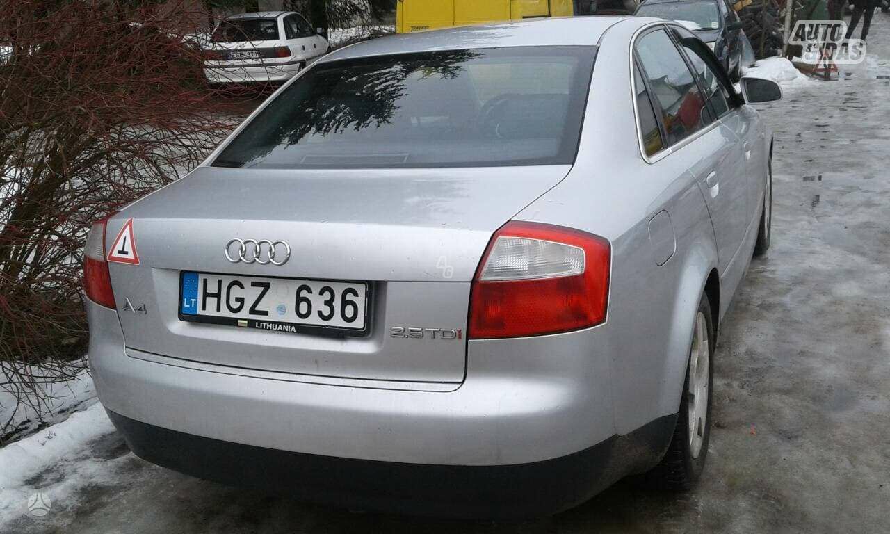 Audi A4 2001 y parts