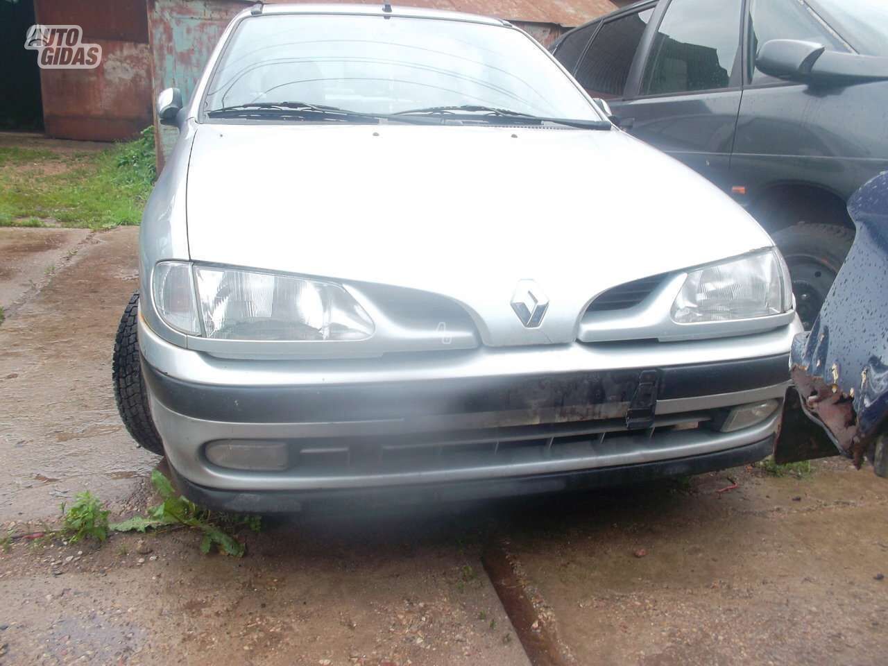 Renault Megane 1998 m dalys