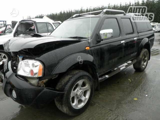 Nissan Navara 2004 г запчясти