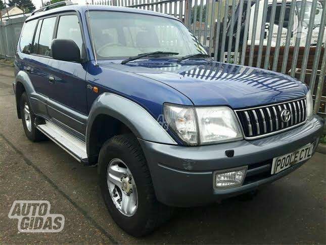 Toyota Land Cruiser 2001 m dalys