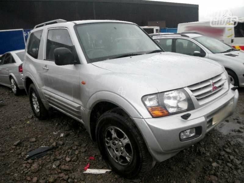 Mitsubishi Pajero 2002 m dalys