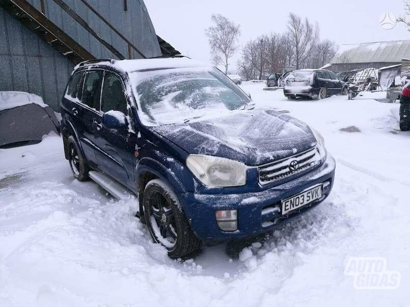 Toyota Rav4 2003 m dalys