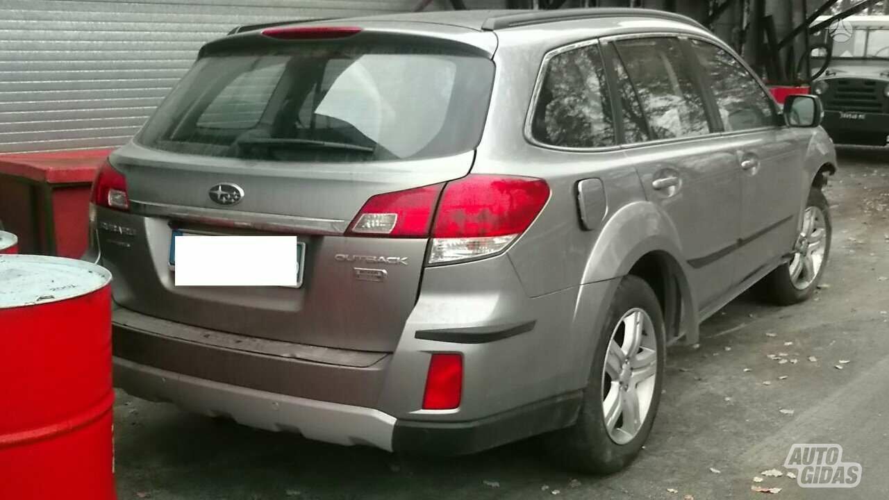 Subaru 2010 г запчясти