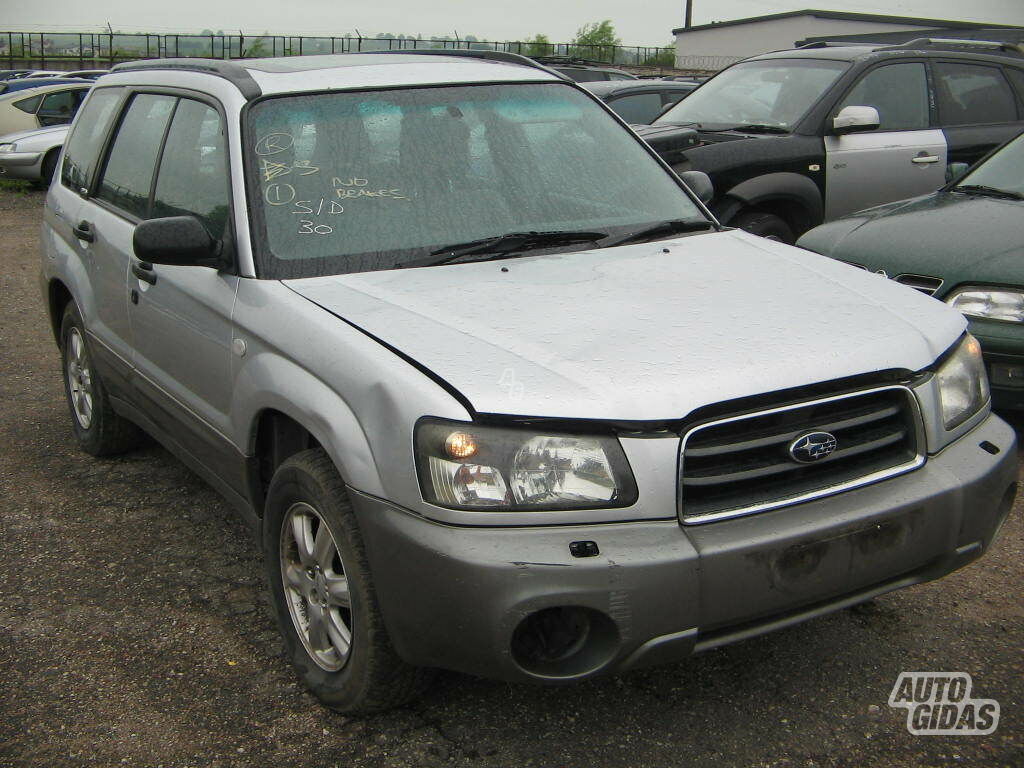 Subaru Forester 2004 г запчясти
