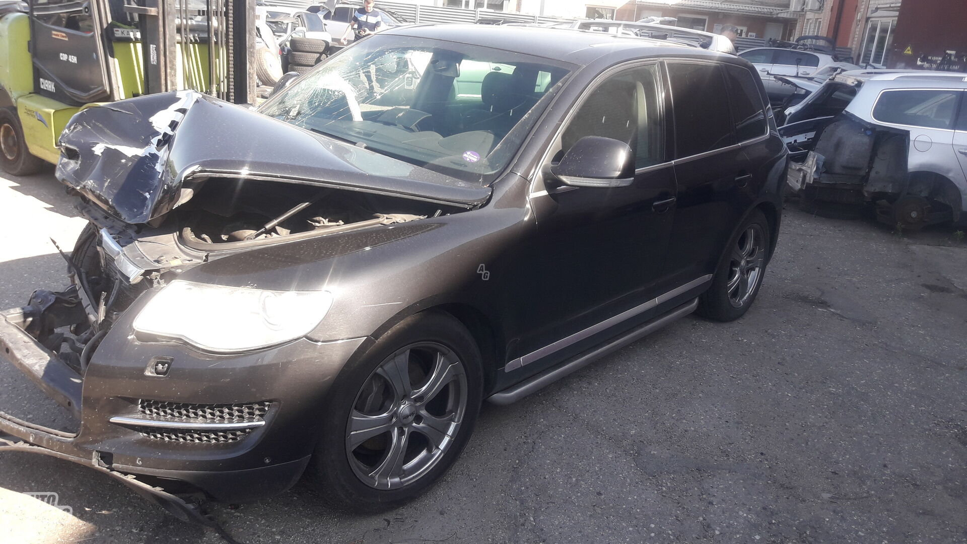 Volkswagen Touareg I 2007 y parts