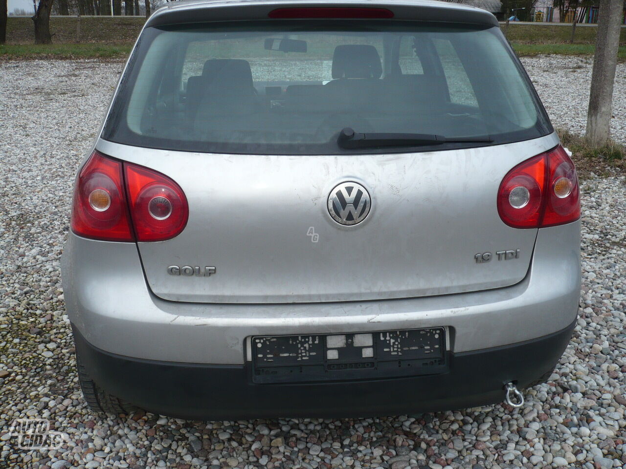 Volkswagen Golf V 2004 m dalys