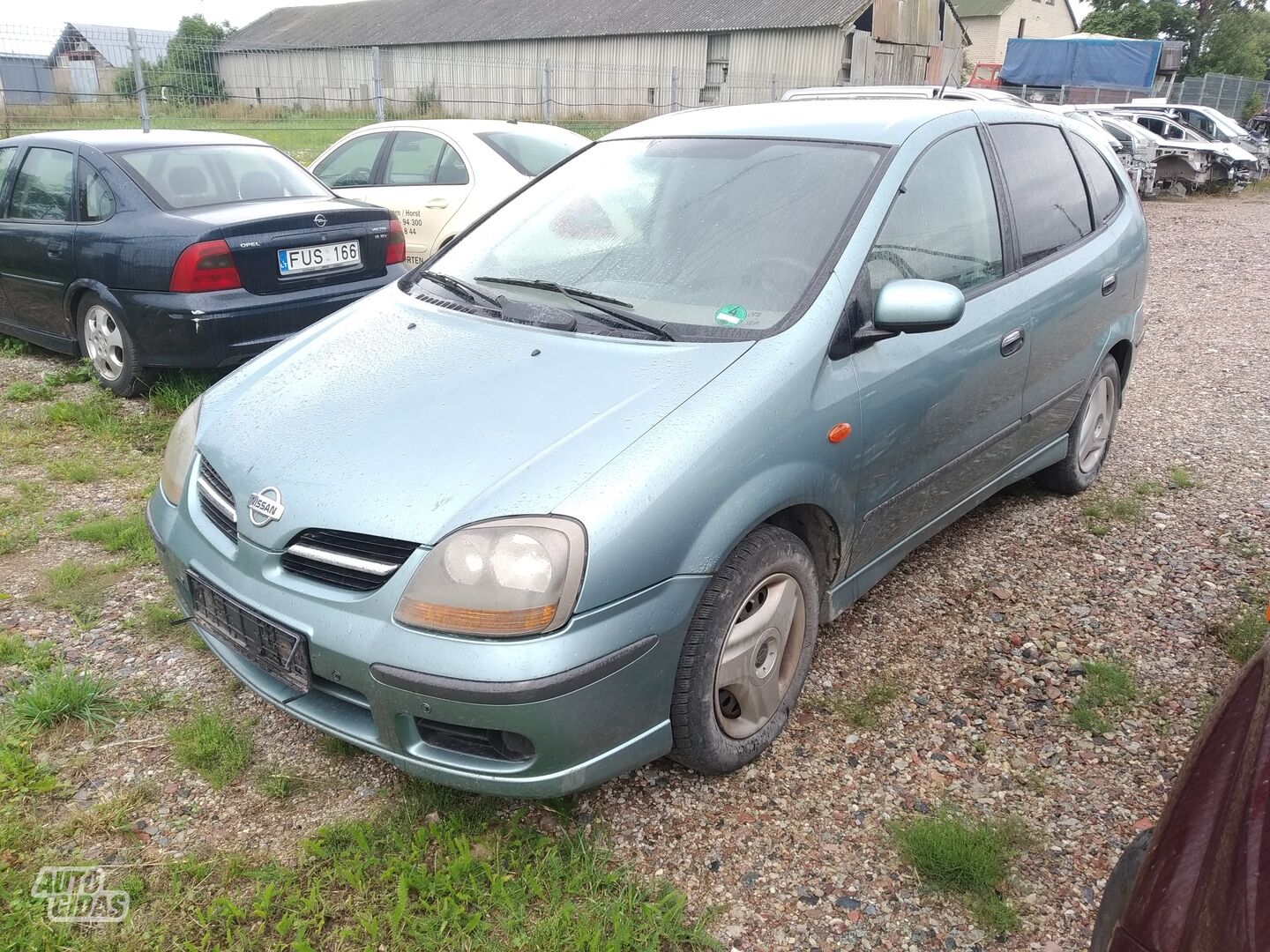 Nissan Almera Tino 2002 г запчясти