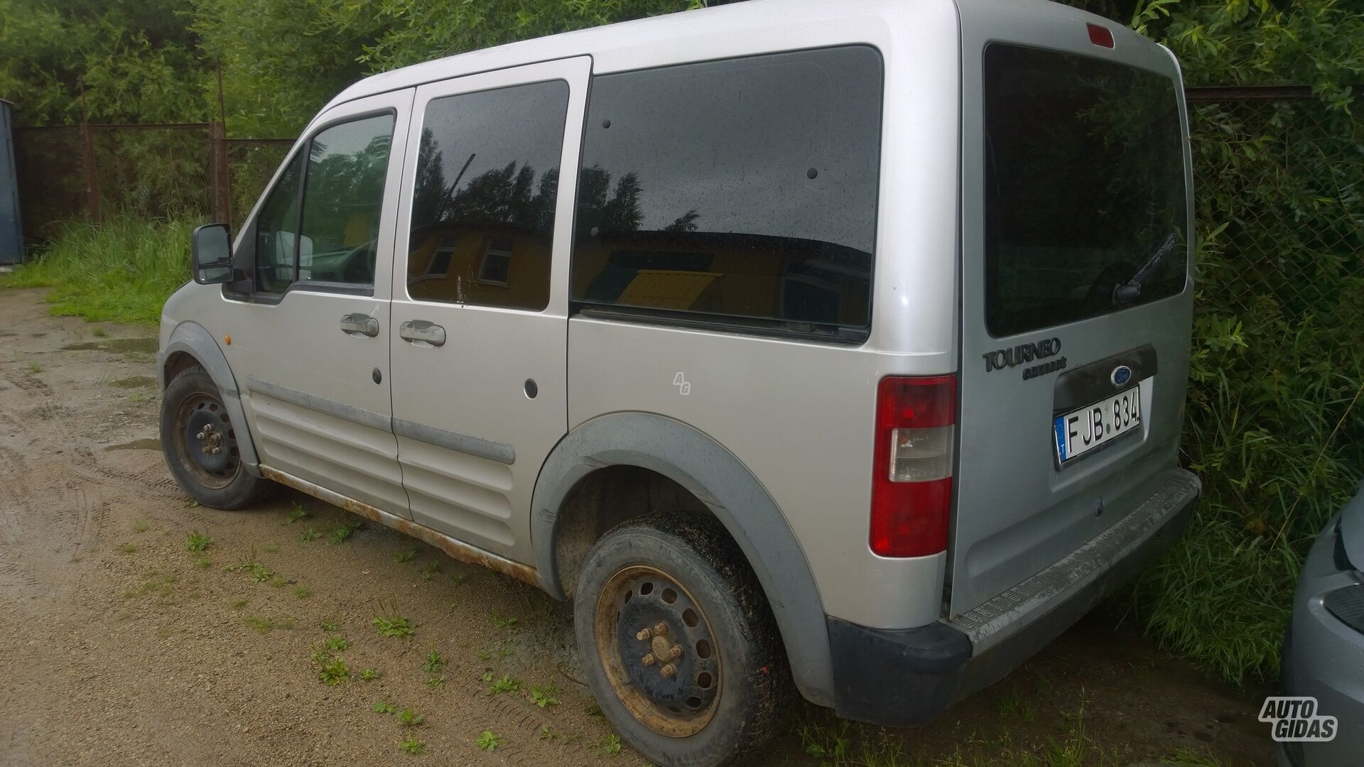 Ford Connect Tourneo 2005 m dalys