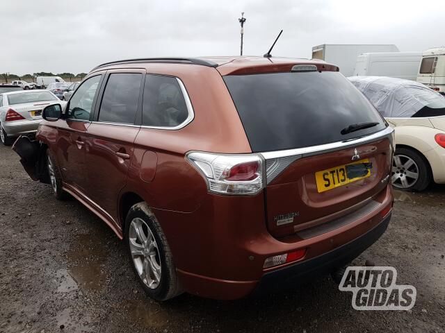 Mitsubishi Outlander III 2013 m dalys