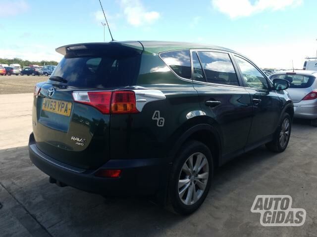 Toyota Rav4 2014 m dalys