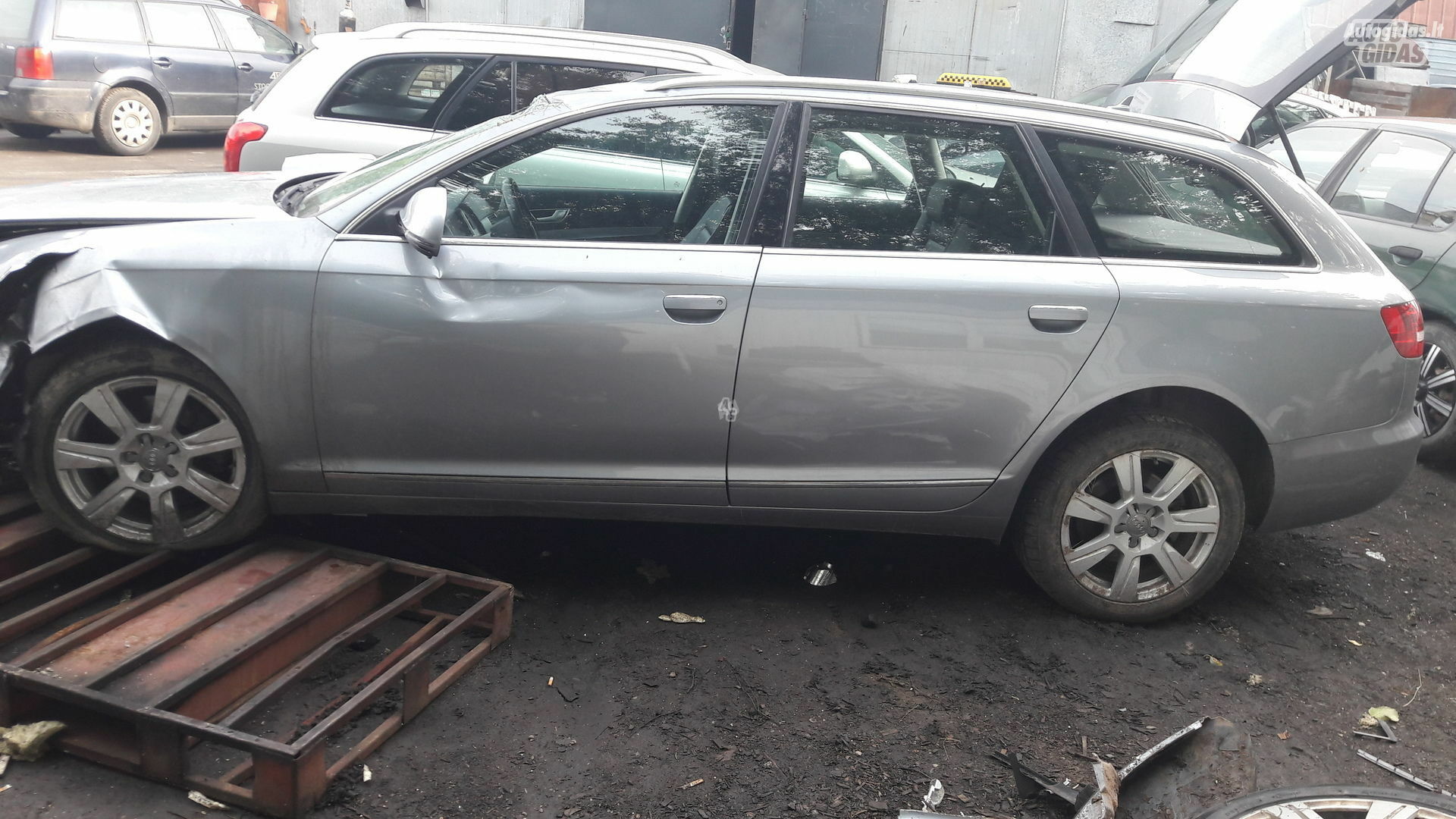 Audi A6 2009 y parts