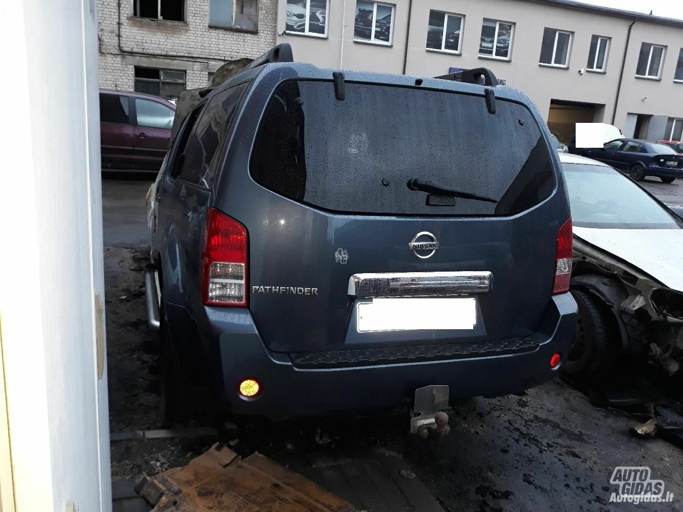 Nissan Pathfinder 2009 г запчясти