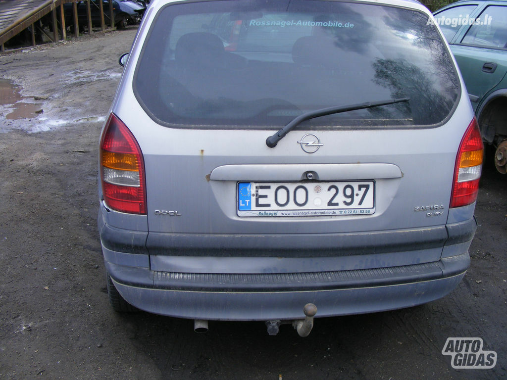 Opel Zafira 1999 m dalys