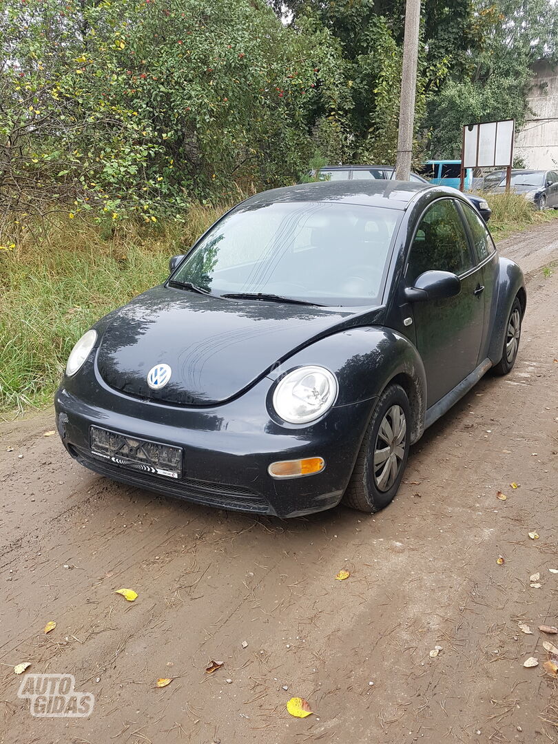 Volkswagen Beetle 2000 г запчясти