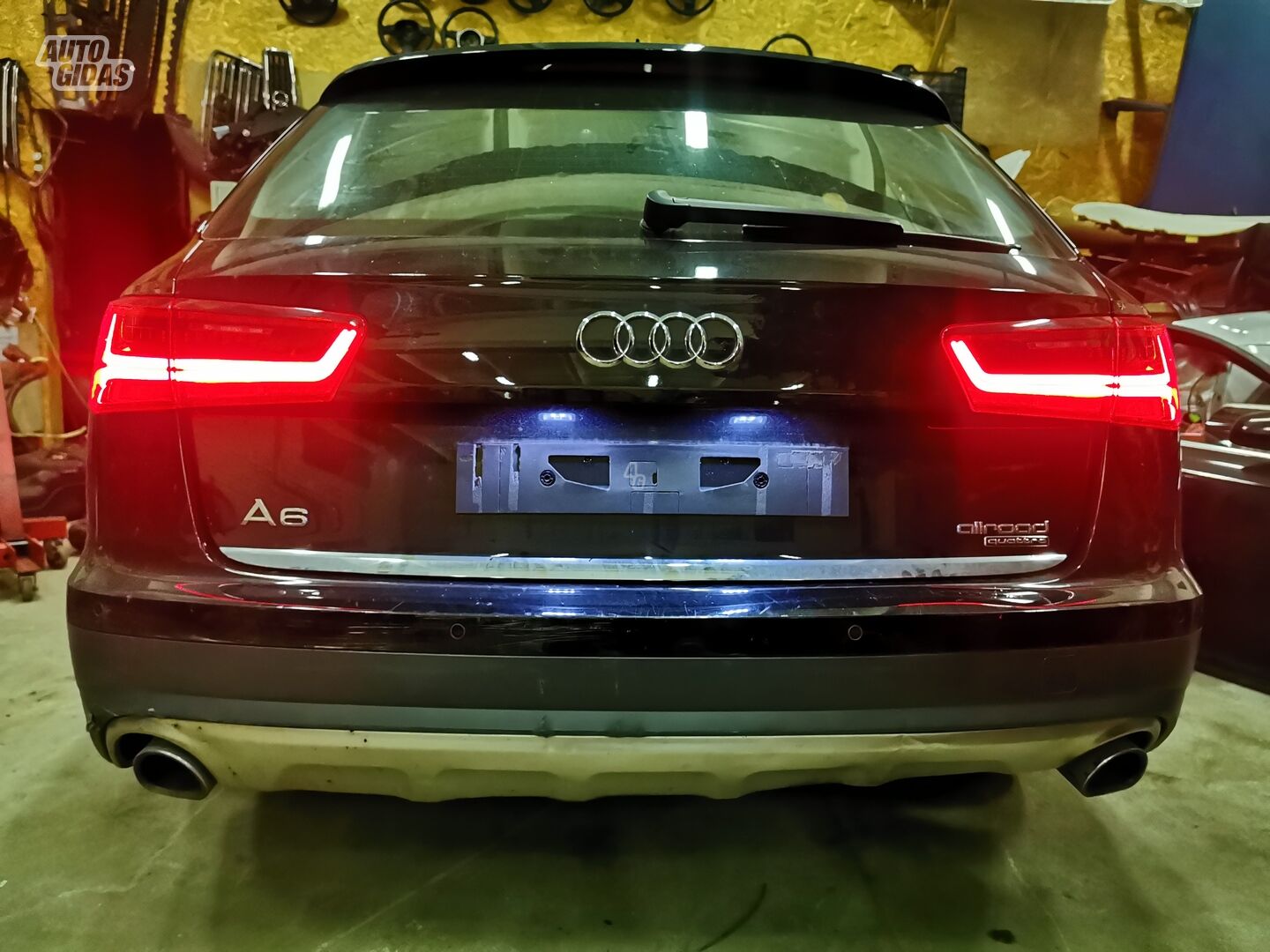 Audi A6 Allroad 2015 m dalys