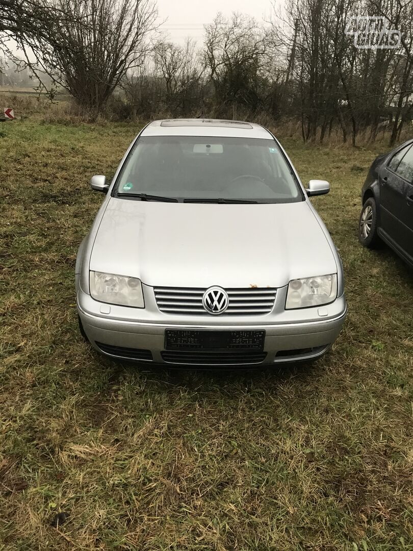 Volkswagen Bora 2002 m dalys
