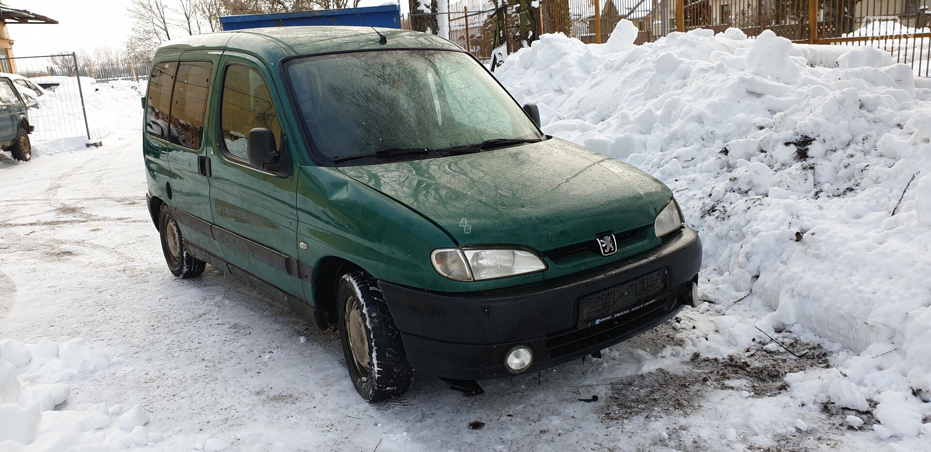 Peugeot Partner 2001 г запчясти