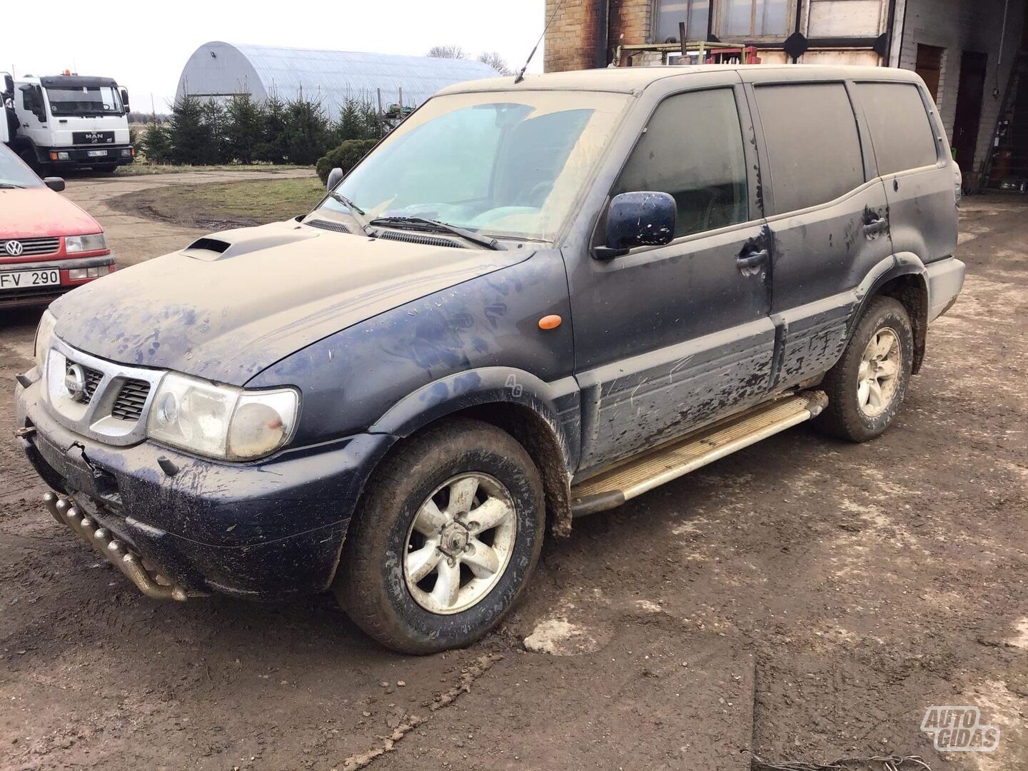 Nissan Terrano 2003 m dalys