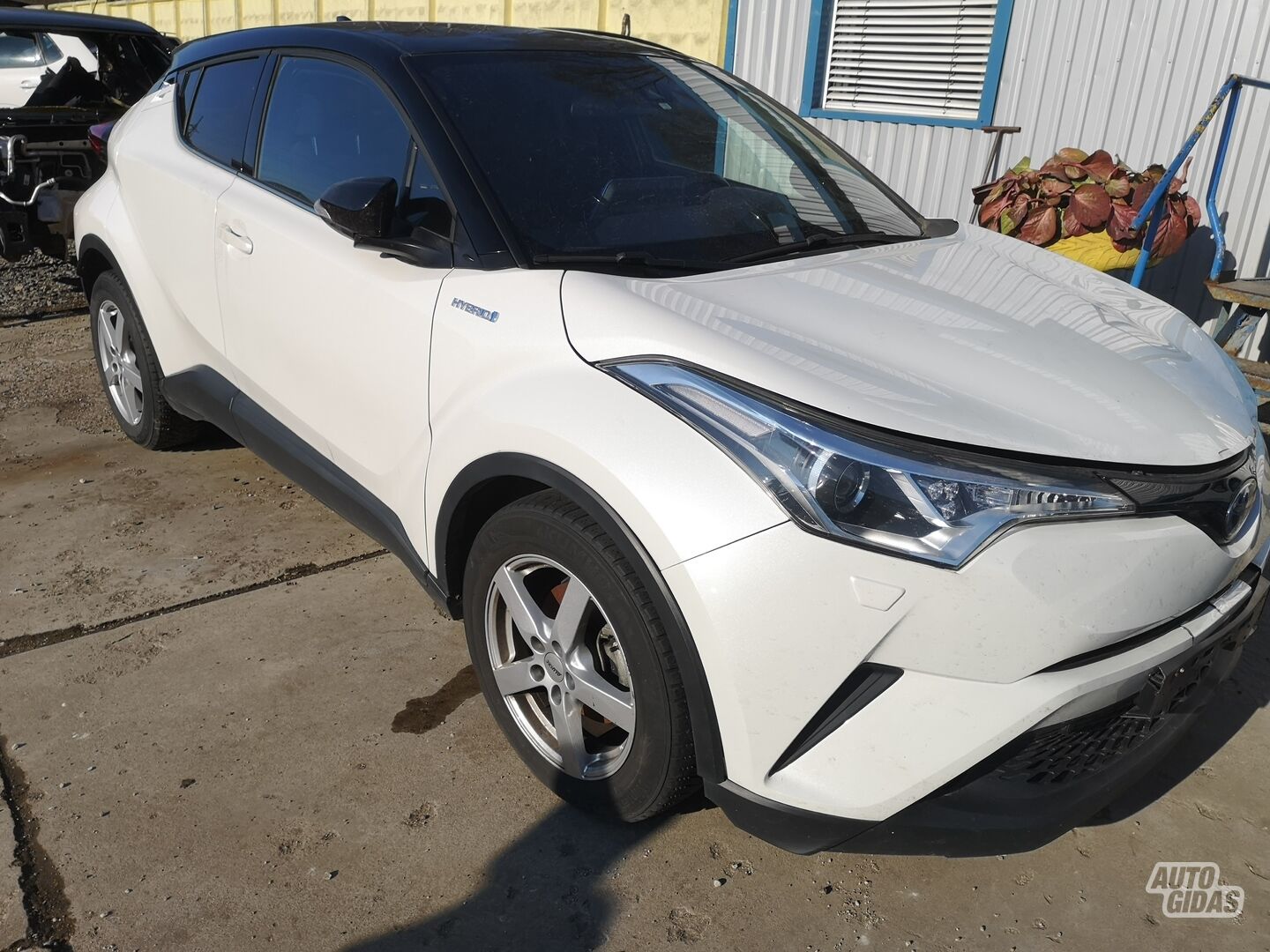 Toyota C-Hr 2017 y parts