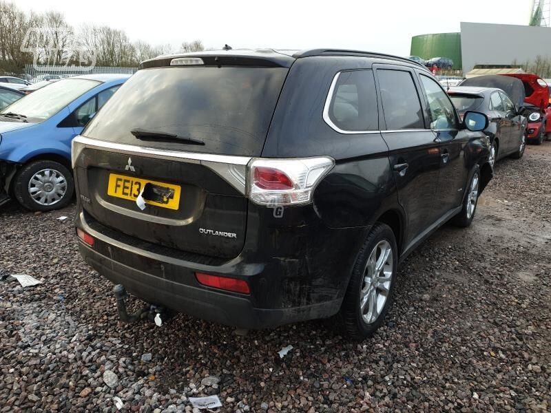 Mitsubishi Outlander III 2013 m dalys