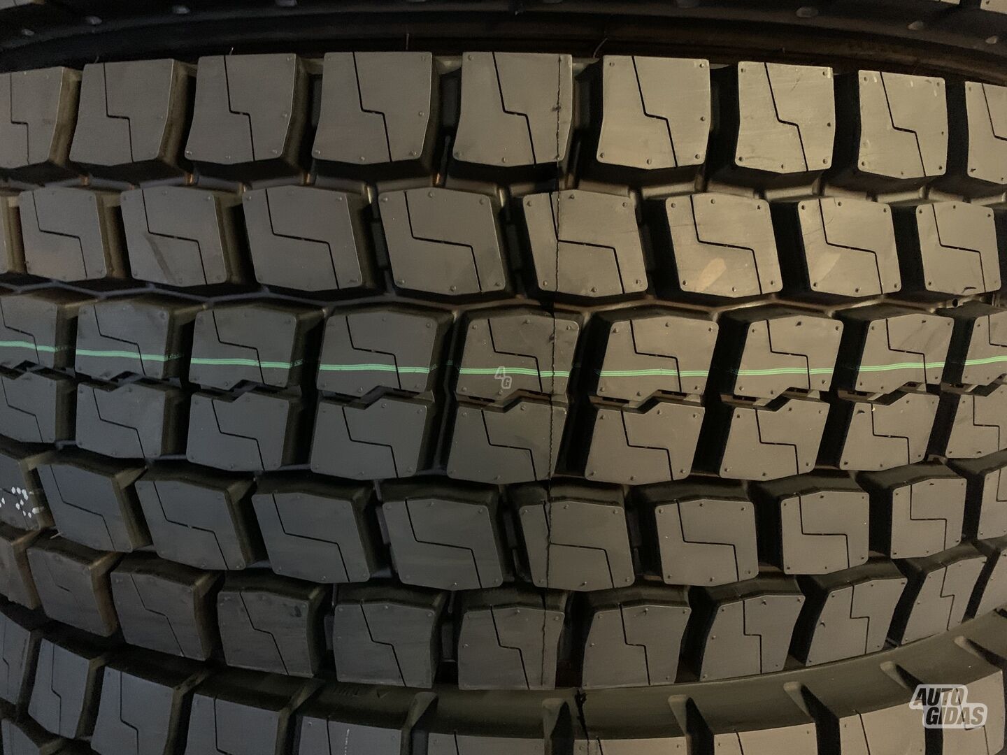 Sailun SDR1 R19.5 universal tyres trucks and buses