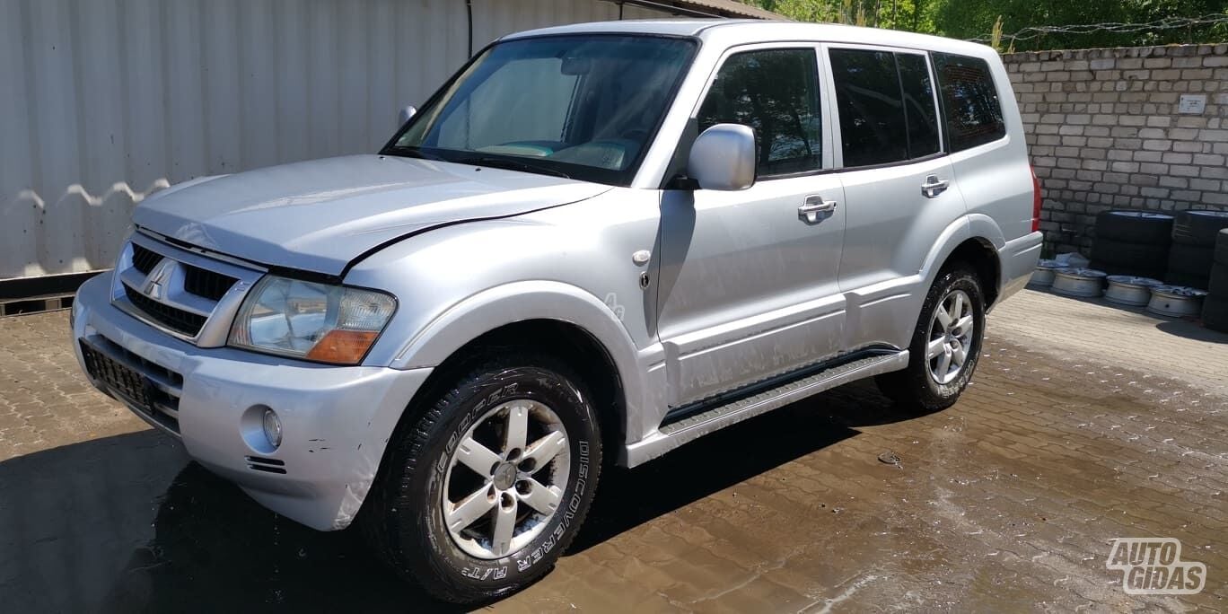 Mitsubishi Pajero 2006 m dalys