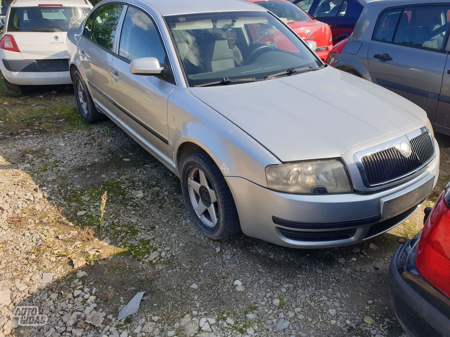 Skoda Superb 2003 y parts