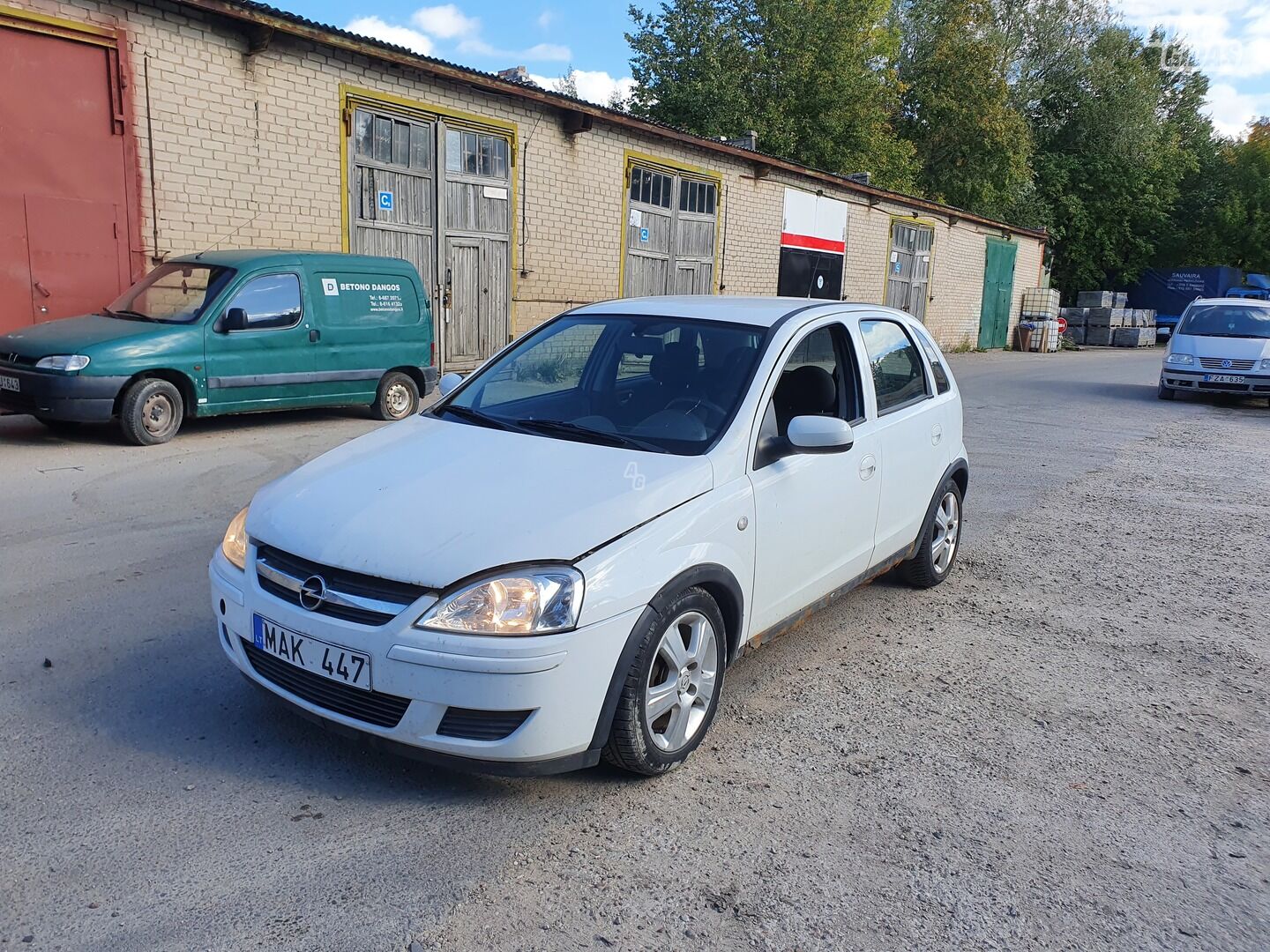 Opel Corsa C 1.2 BENZINAS 59 KW 2004 г запчясти