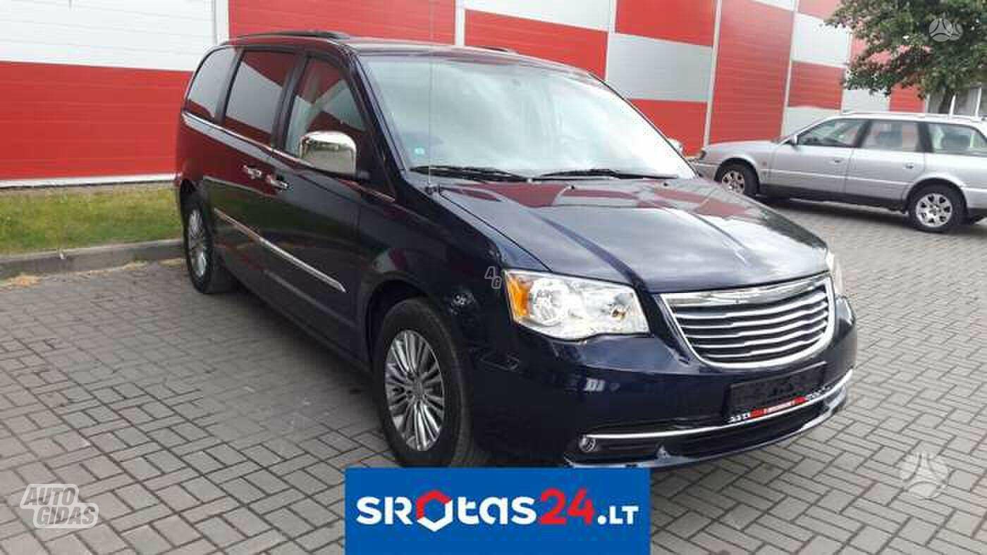 Chrysler Town & Country 2013 m dalys