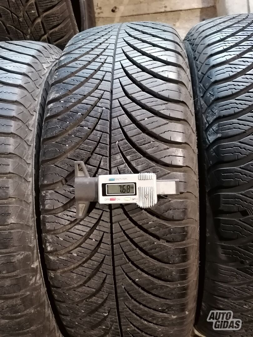 Goodyear Dirbam sekmadienį  R15 winter tyres passanger car
