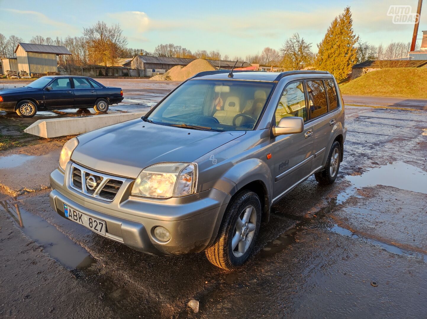 Nissan X-Trail 2003 m dalys