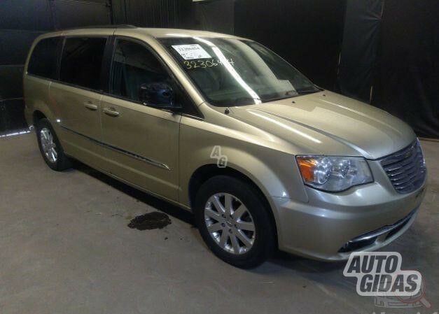 Chrysler Town & Country 2012 m dalys