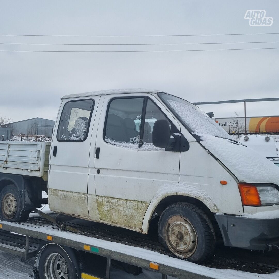Ford Transit 2000 y parts