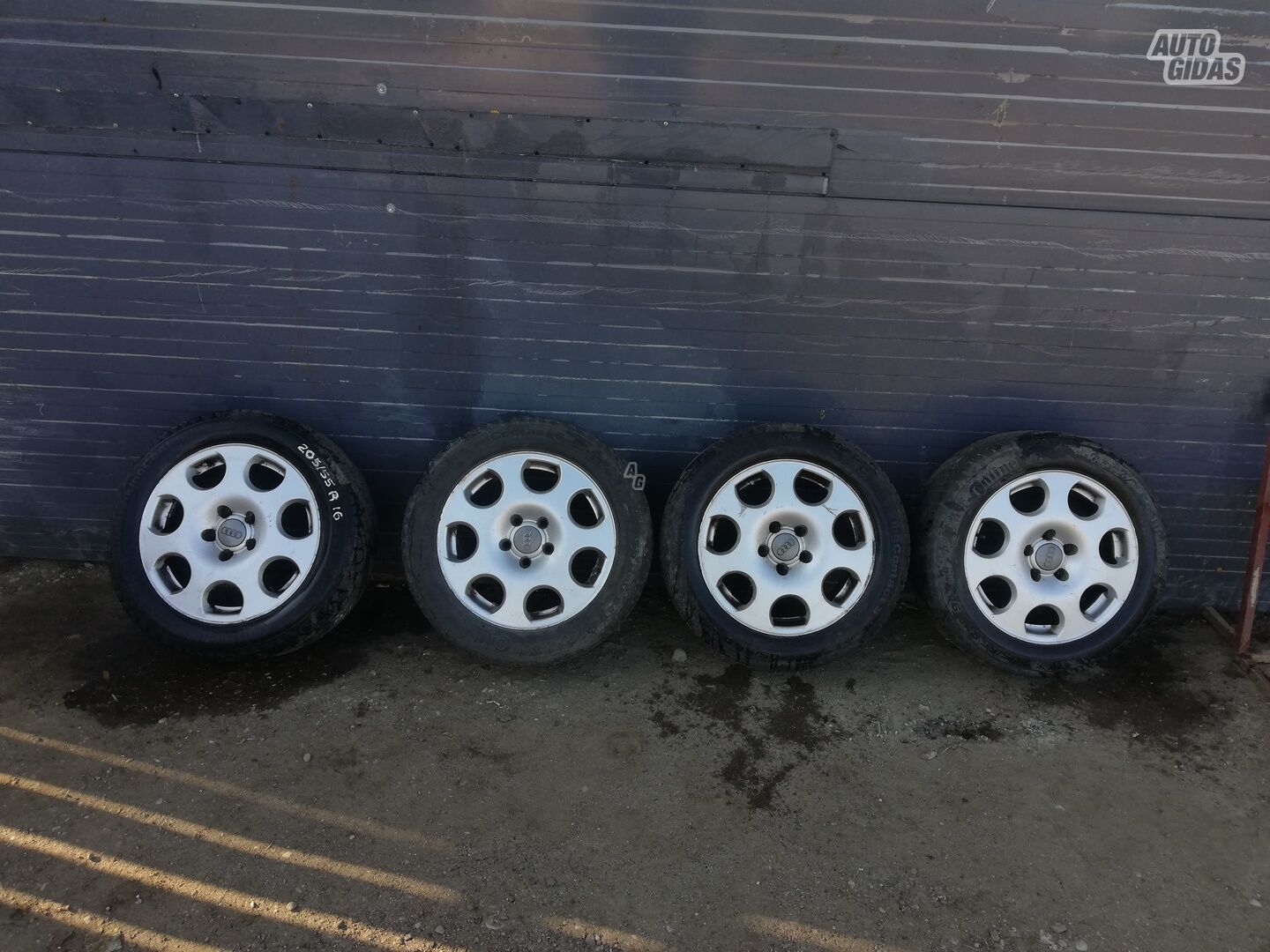 R16 light alloy rims