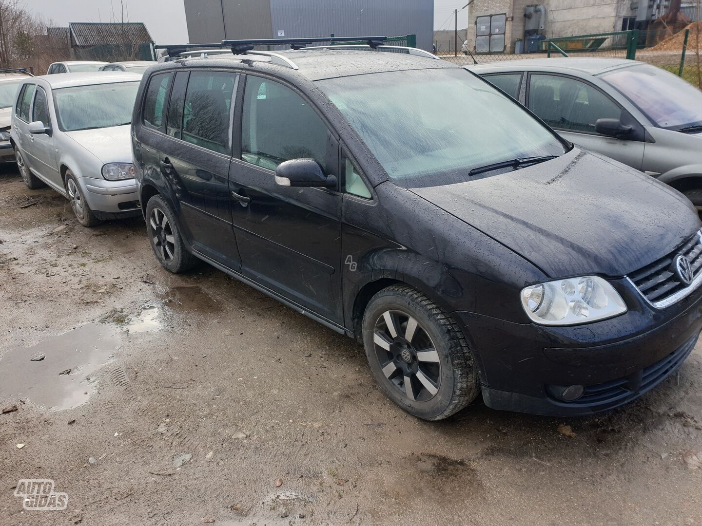 Volkswagen Touran 2005 m dalys