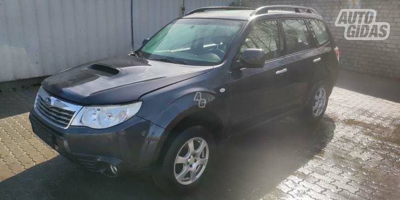 Subaru Forester 2009 y parts