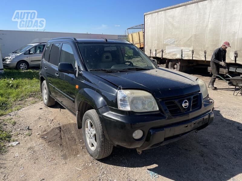 Nissan X-Trail 2005 m dalys